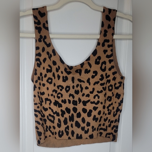 AQUA x BLOOMINGDALES Leopard Print Crop Top. NWT Sz M - Picture 2 of 4